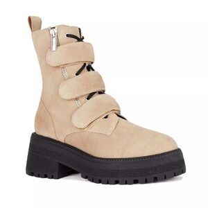 NWOB Free People Emmett Suede Lace Up Boots in Size 39 US 9